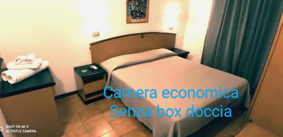 Hotel Orlov Rimini Eksteriør bilde